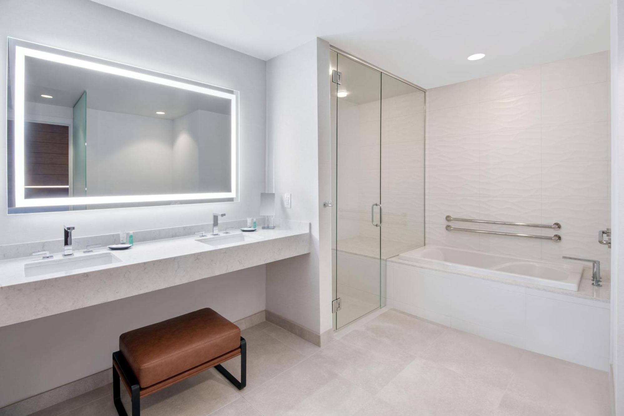 The Westin Dallas Stonebriar Golf & Hotel